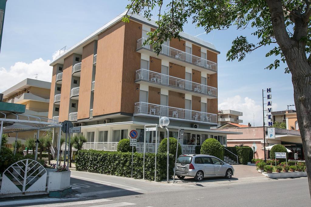 Hotel Heaven Rimini Eksteriør billede